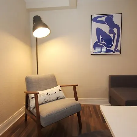 Apartment Saint-germain, Quai Voltaire *